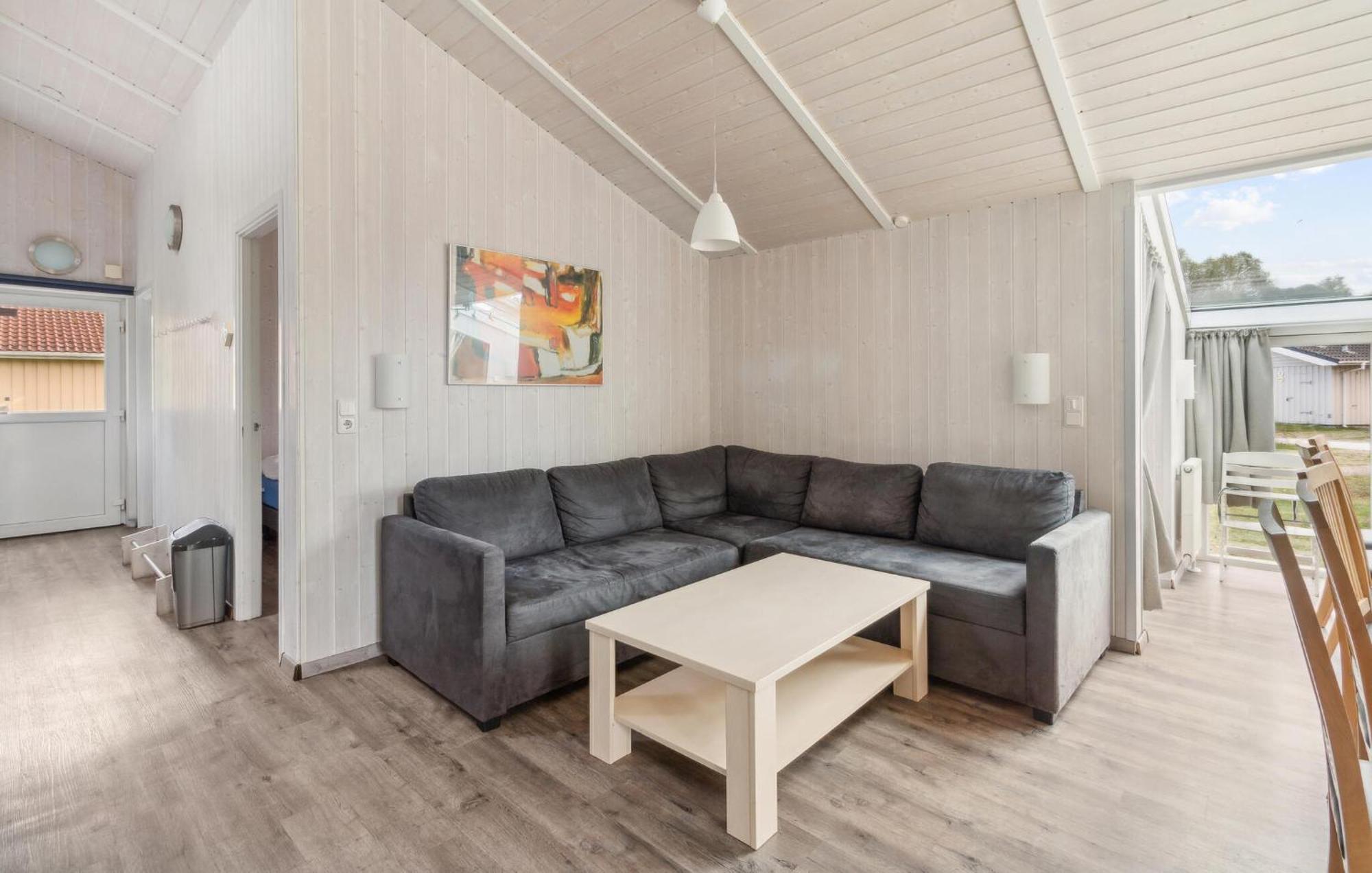 Freibeuterweg 8 - Dorf 6 X * Lübeck